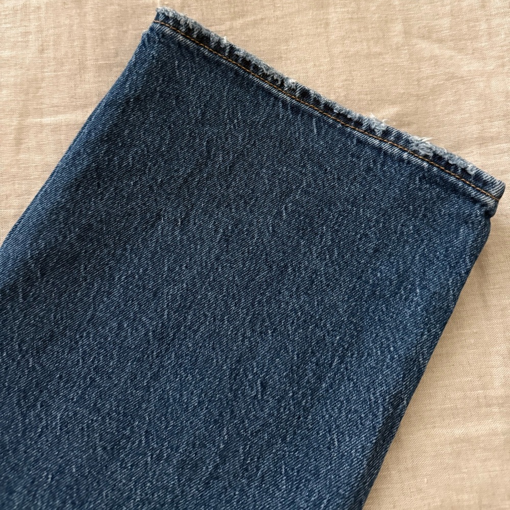 Levi’s Ribcage Straight Jeans - Picture 3 of 8